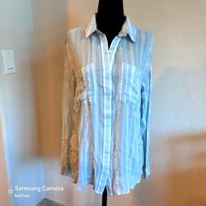 ♡♡♡♡♡  NWOT BP by Nordstrom button up shirt